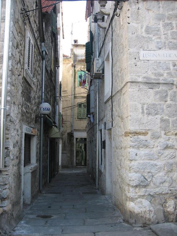 Split Central Guesthouse Bagian luar foto